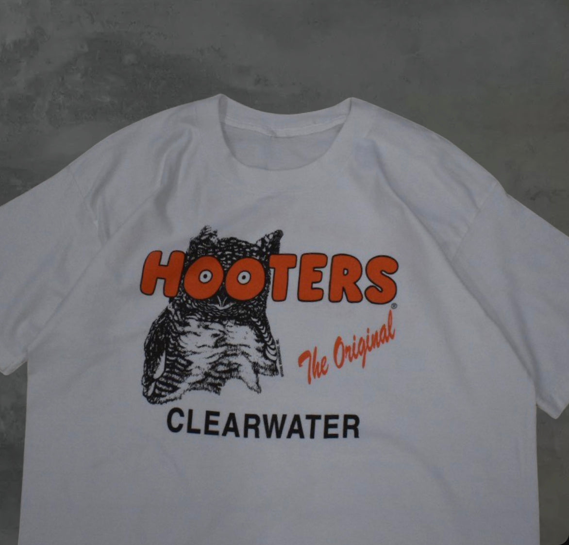 Hooters Clearwater Tee (L)