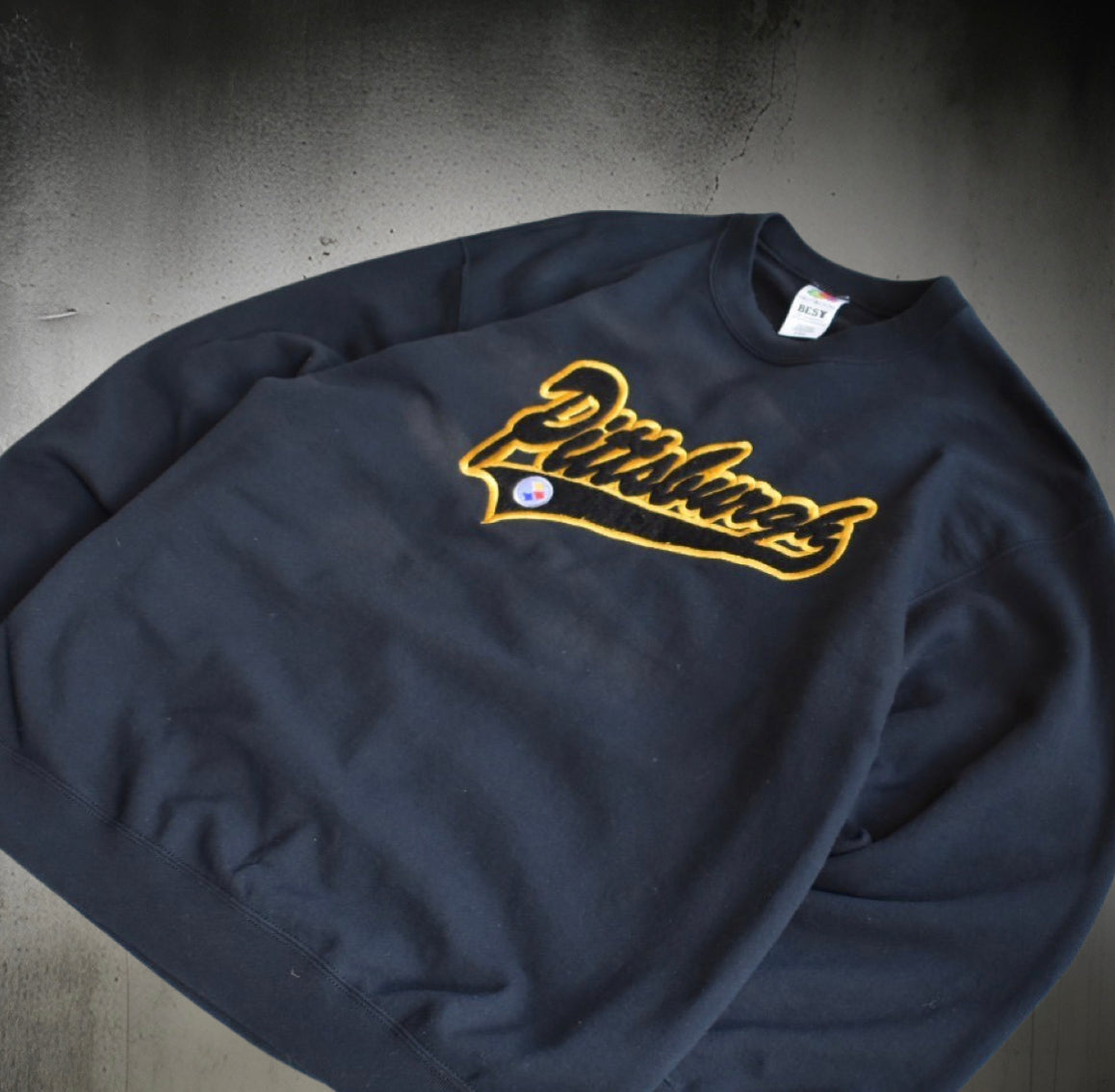 Pittsburg Steelers Embroidered Crewneck Sweater (L)