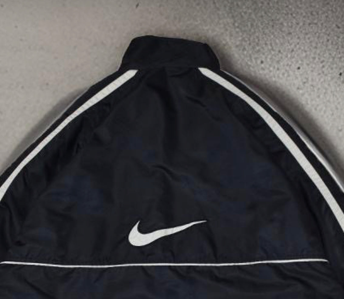 Nike Center Swoosh Logo Jacket (M)