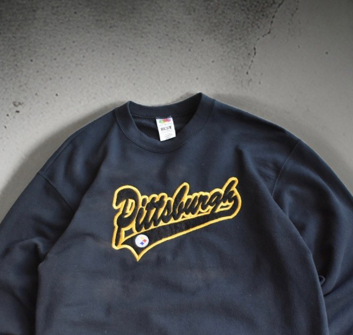 Pittsburg Steelers Embroidered Crewneck Sweater (L)