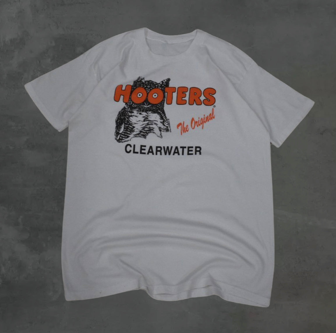 Hooters Clearwater Tee (L)