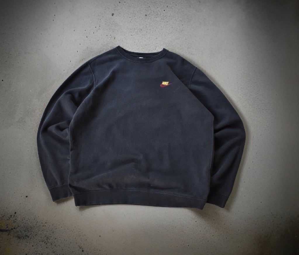 Nike Embroidered Logo Crewneck Sweater (XL)