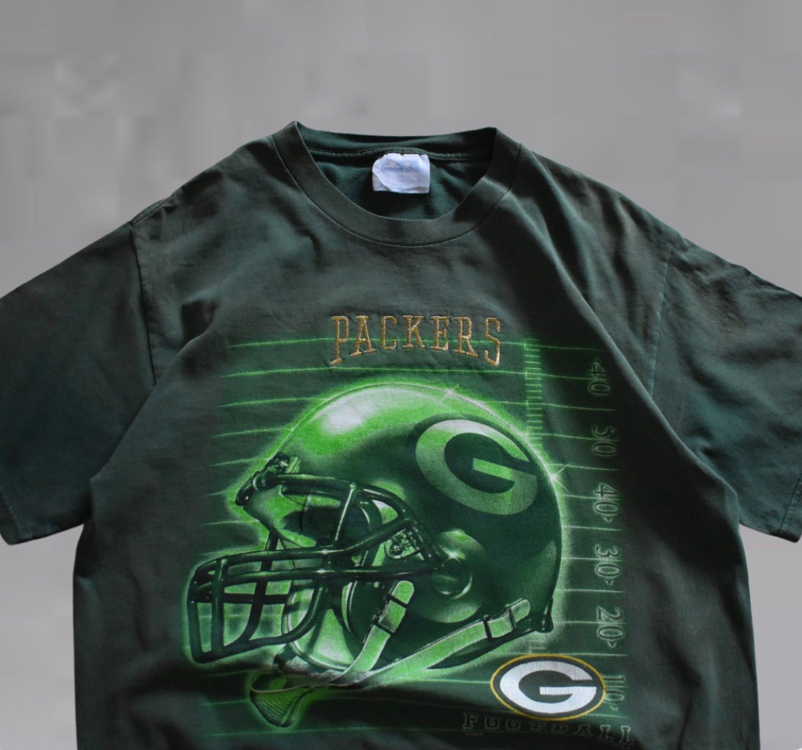 Green Bay Packers Embroidered Helmet Tee (L)