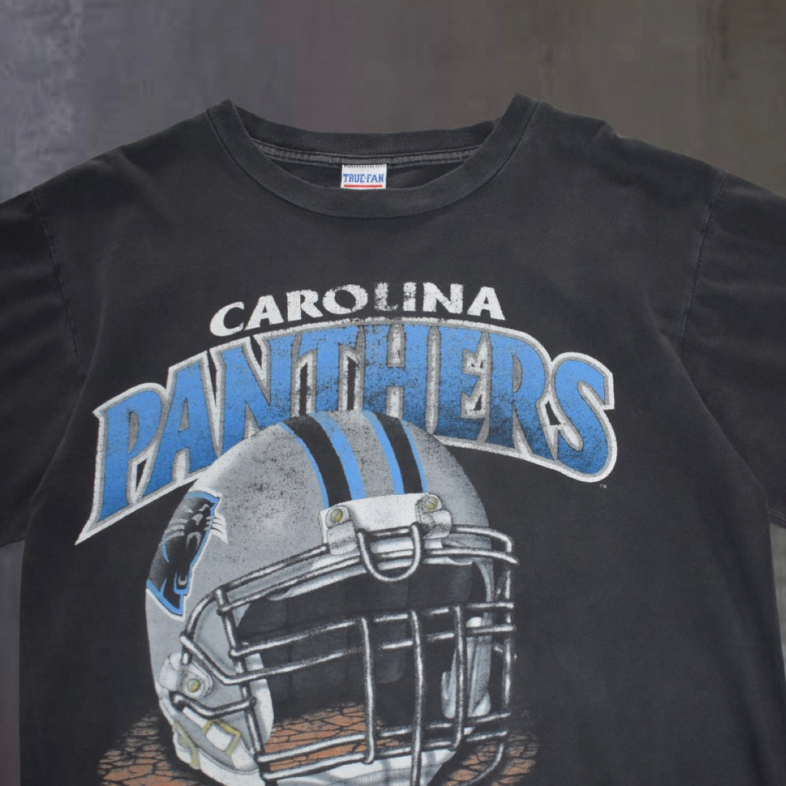 Carolina Panthers Helmet Tee (L)